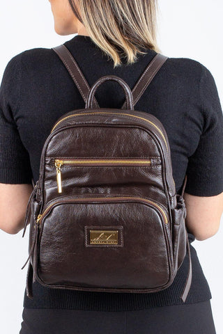 Mochila pequena de couro liso Zoey - Enluaze - Bolsas, Mochilas e Acessórios em Couro Legítimo
