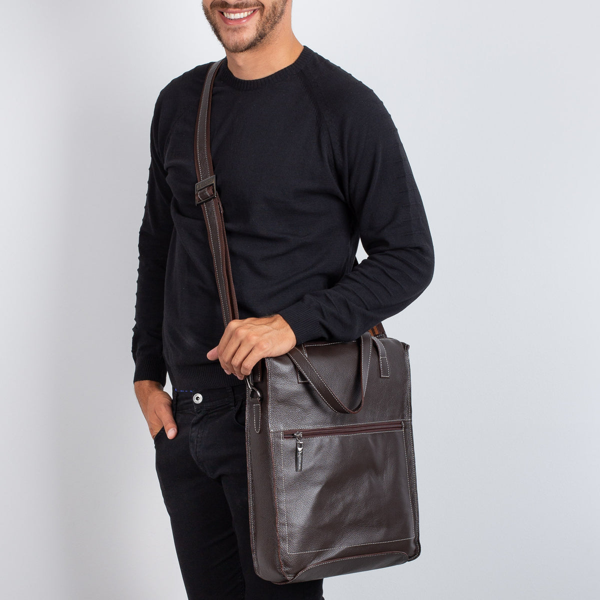 Bolsa/Pasta para notebook em couro Sandro