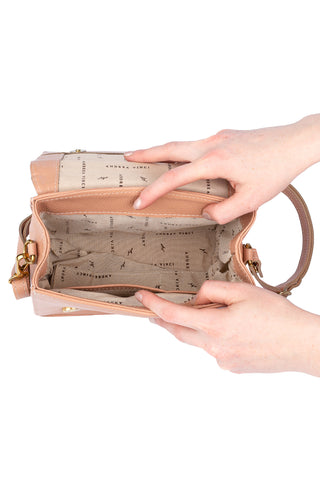 Bolsa pequena transversal de couro croco Deise - Enluaze - Bolsas, Mochilas e Acessórios em Couro Legítimo