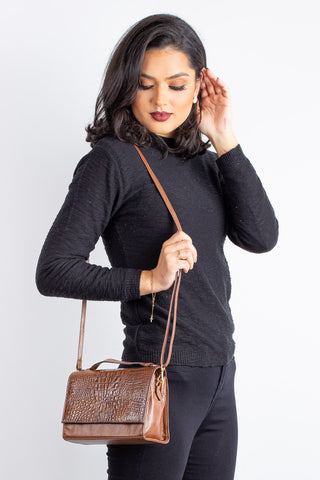 Bolsa pequena transversal de couro croco Deise - Enluaze - Bolsas, Mochilas e Acessórios em Couro Legítimo