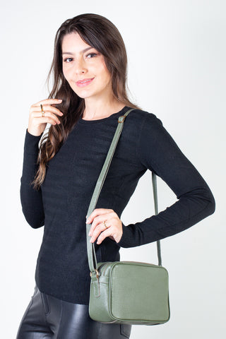 Bolsa quadrada pequena de couro liso Diana - Enluaze - Bolsas, Mochilas e Acessórios em Couro Legítimo