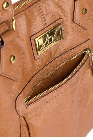 Bolsa mochila de couro liso Lívia - Enluaze - Bolsas, Mochilas e Acessórios em Couro Legítimo