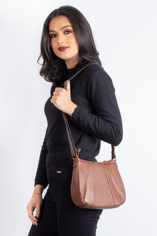 Bolsa transversal em couro liso Greice - Enluaze - Bolsas, Mochilas e Acessórios em Couro Legítimo