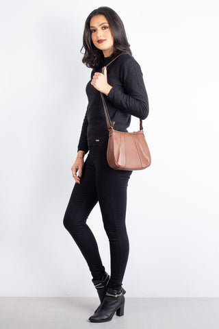 Bolsa transversal em couro liso Greice - Enluaze - Bolsas, Mochilas e Acessórios em Couro Legítimo