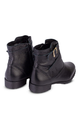 Bota cano curto em couro com fivela 6522 - Enluaze - Bolsas, Mochilas e Acessórios em Couro Legítimo