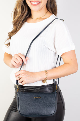 Bolsa tiracolo pequena de couro liso Iria - Enluaze - Bolsas, Mochilas e Acessórios em Couro Legítimo