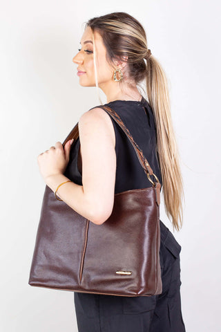 Bolsa de ombro em couro liso Flávia - Enluaze - Bolsas, Mochilas e Acessórios em Couro Legítimo