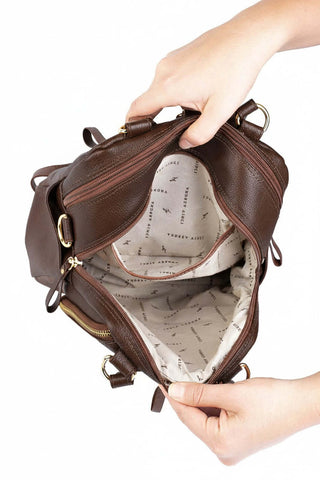 Bolsa mochila 2 em 1 em couro liso Marina - Enluaze - Bolsas, Mochilas e Acessórios em Couro Legítimo