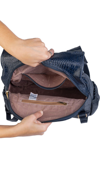 Mochila antifurto de couro croco Suelen - Enluaze - Bolsas, Mochilas e Acessórios em Couro Legítimo