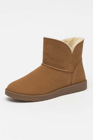 Bota pantufa peluciada cano curto Zuli