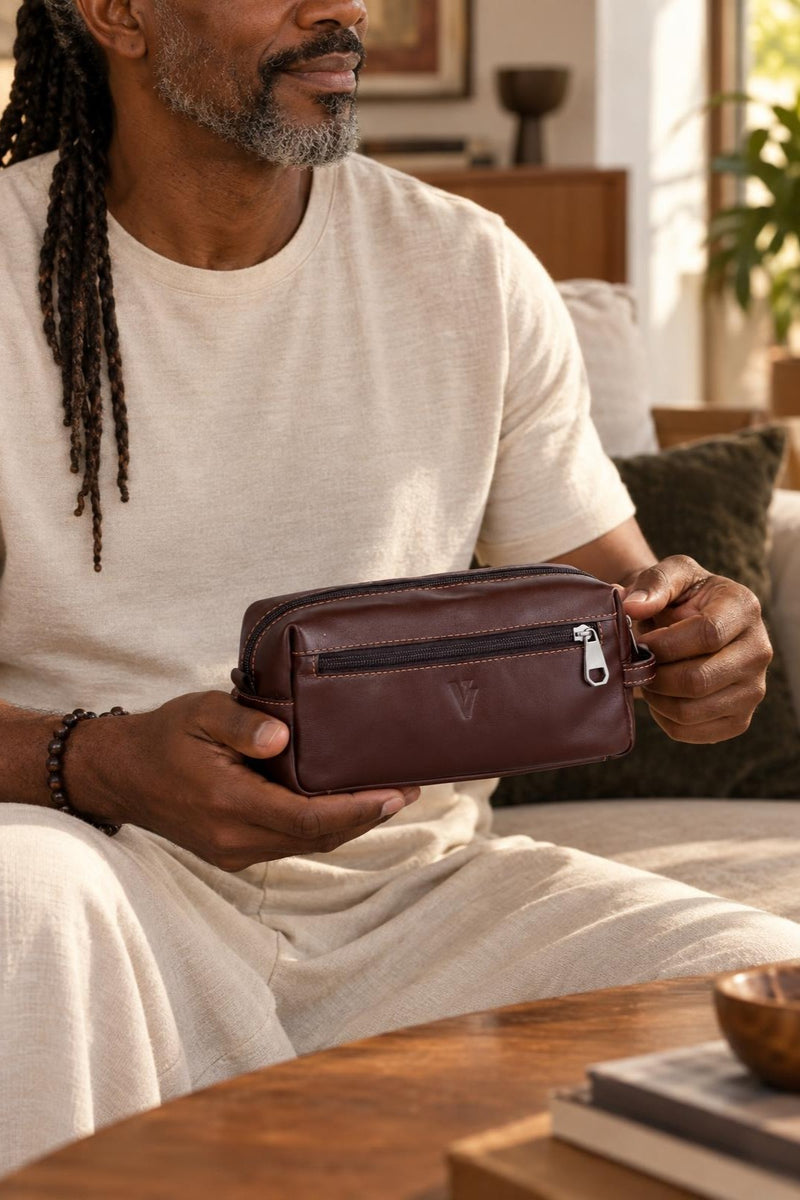 Necessaire masculina em couro italiano Daily 10x20x8cm