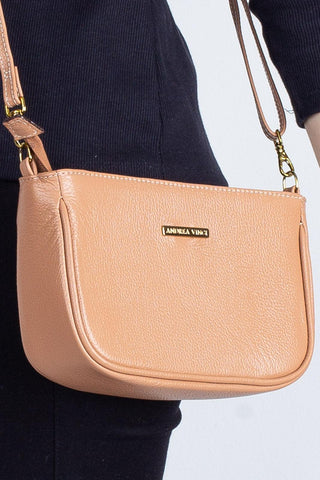Bolsa tiracolo pequena de couro liso Iria - Enluaze - Bolsas, Mochilas e Acessórios em Couro Legítimo