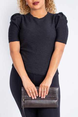 Clutch de couro croco Nikki - Enluaze - Bolsas, Mochilas e Acessórios em Couro Legítimo