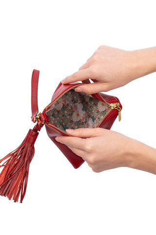 Clutch de couro liso Manu - Enluaze - Bolsas, Mochilas e Acessórios em Couro Legítimo