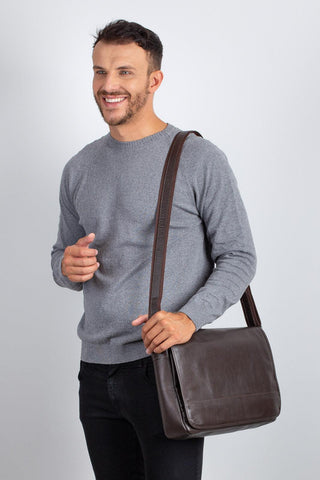 Pasta carteiro de couro Cláudio - Enluaze - Bolsas, Mochilas e Acessórios em Couro Legítimo