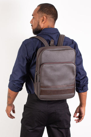 Mochila de couro Ricardo - Enluaze - Bolsas, Mochilas e Acessórios em Couro Legítimo