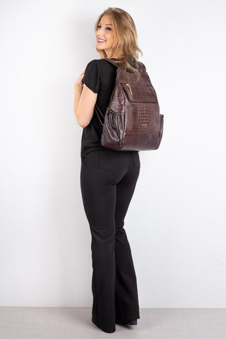 Mochila antifurto de couro croco Suelen - Enluaze - Bolsas, Mochilas e Acessórios em Couro Legítimo