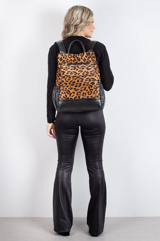 Mochila antifurto de couro estampado Suelen - Enluaze - Bolsas, Mochilas e Acessórios em Couro Legítimo