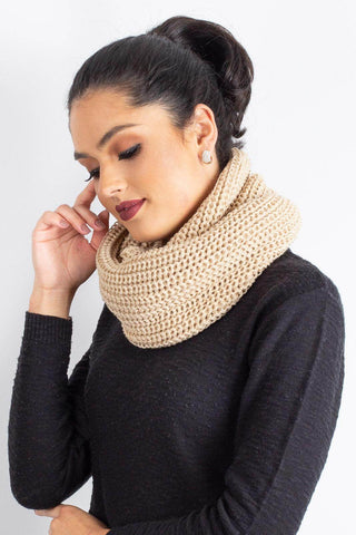 Gola cachecol fechado infinito feminino de tricô 60017 - Enluaze - Vestuário e Acessórios em Couro Legítimo