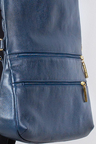 Bolsa tiracolo grande de couro liso Cida - Enluaze - Bolsas, Mochilas e Acessórios em Couro Legítimo