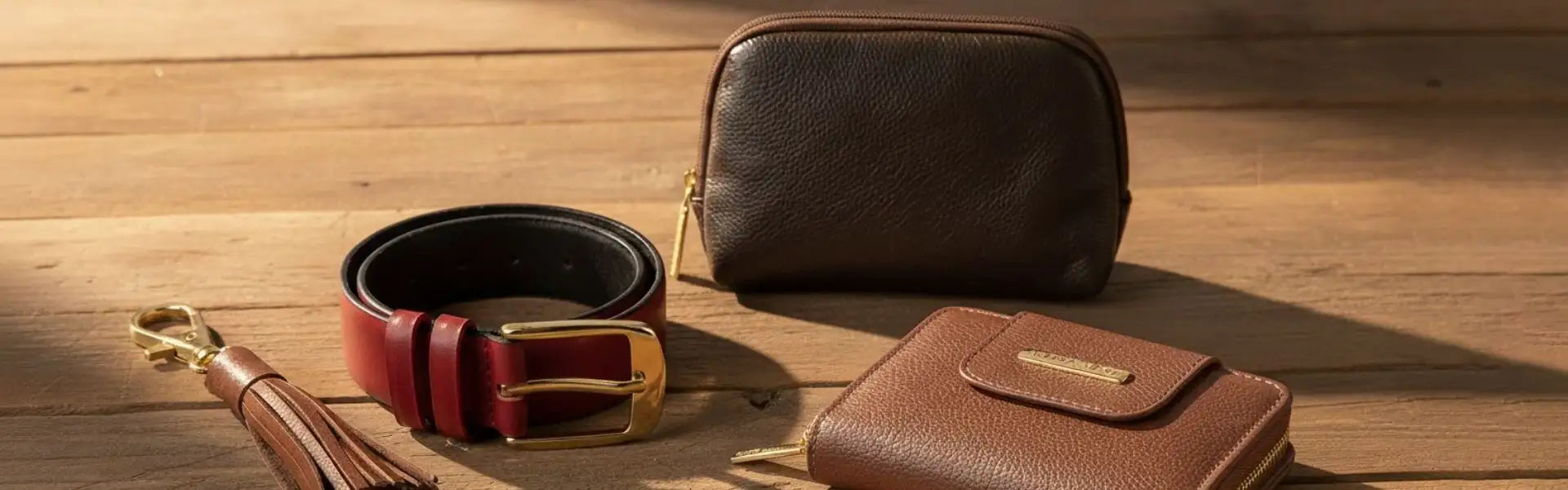 Acessórios femininos - Enluaze - Acessórios em Couro