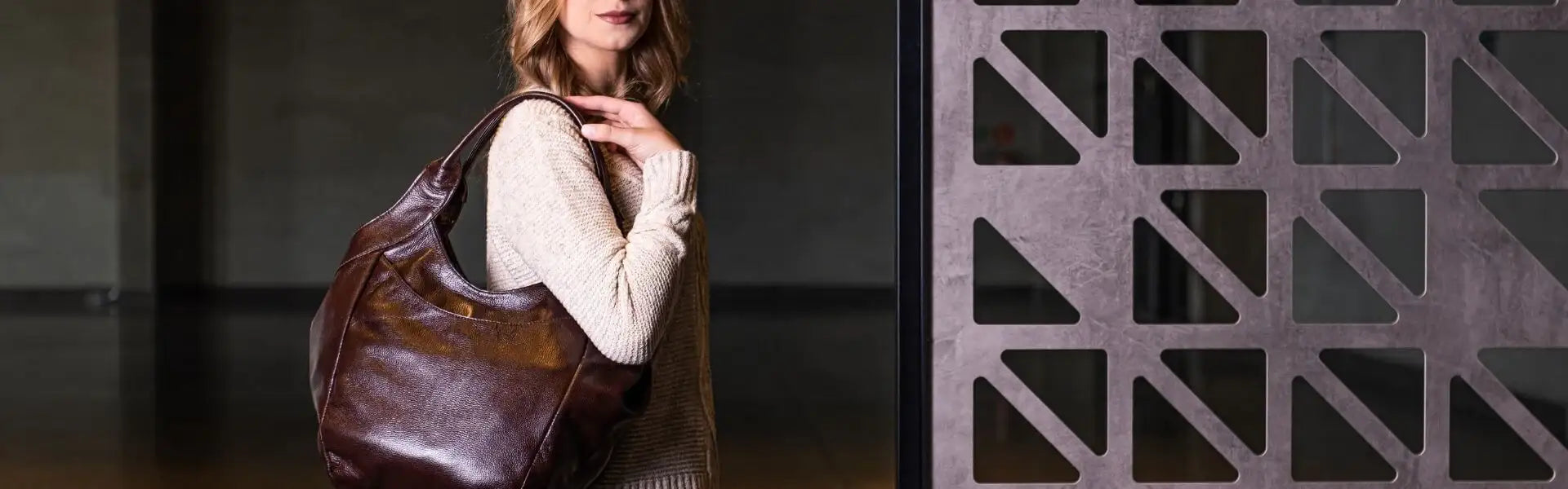 Bolsas de Ombro Femininas - Enluaze - Acessórios em Couro