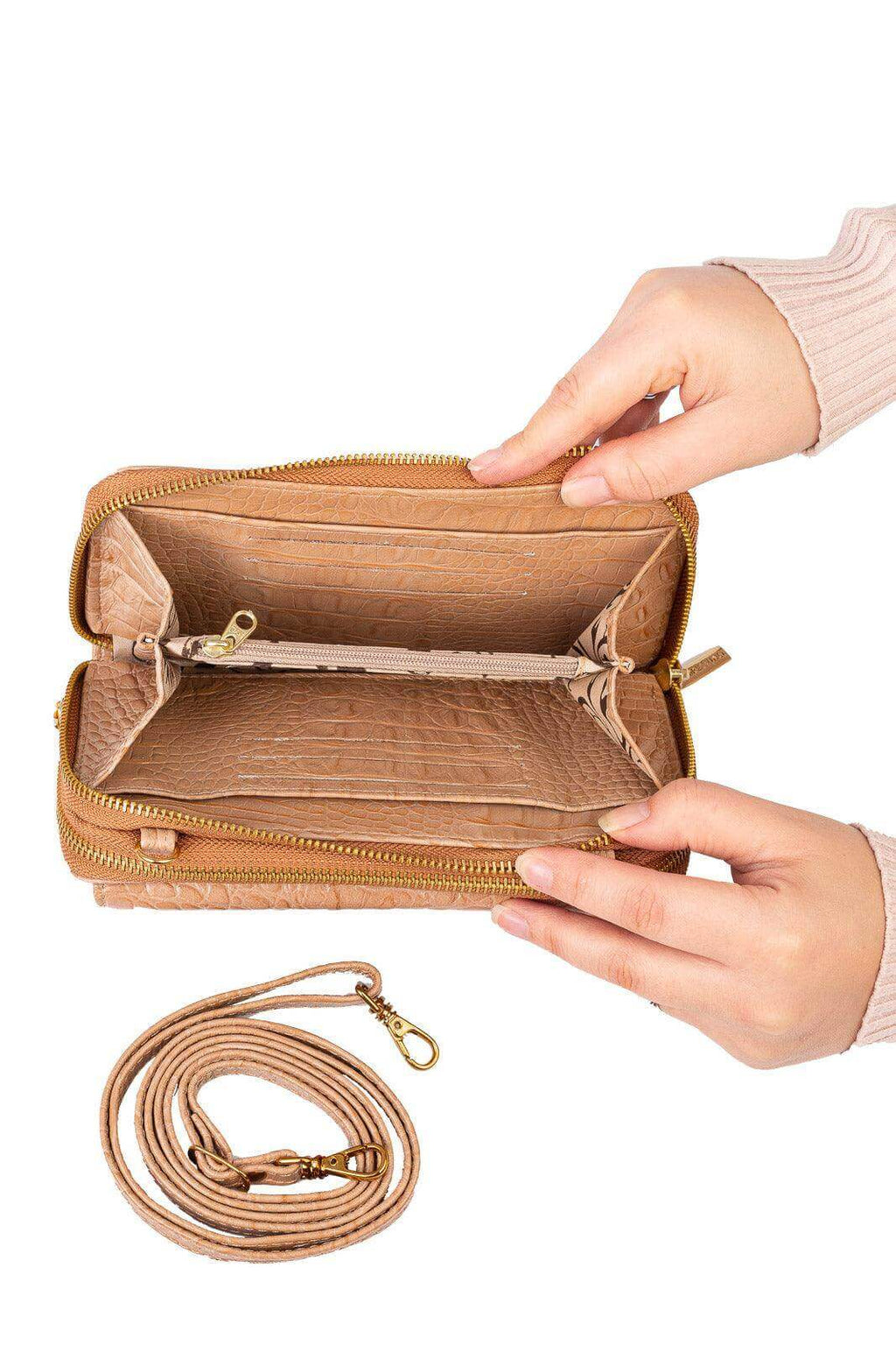 Carteira feminina de couro croco com alça Tania 10,5x19cm - Enluaze