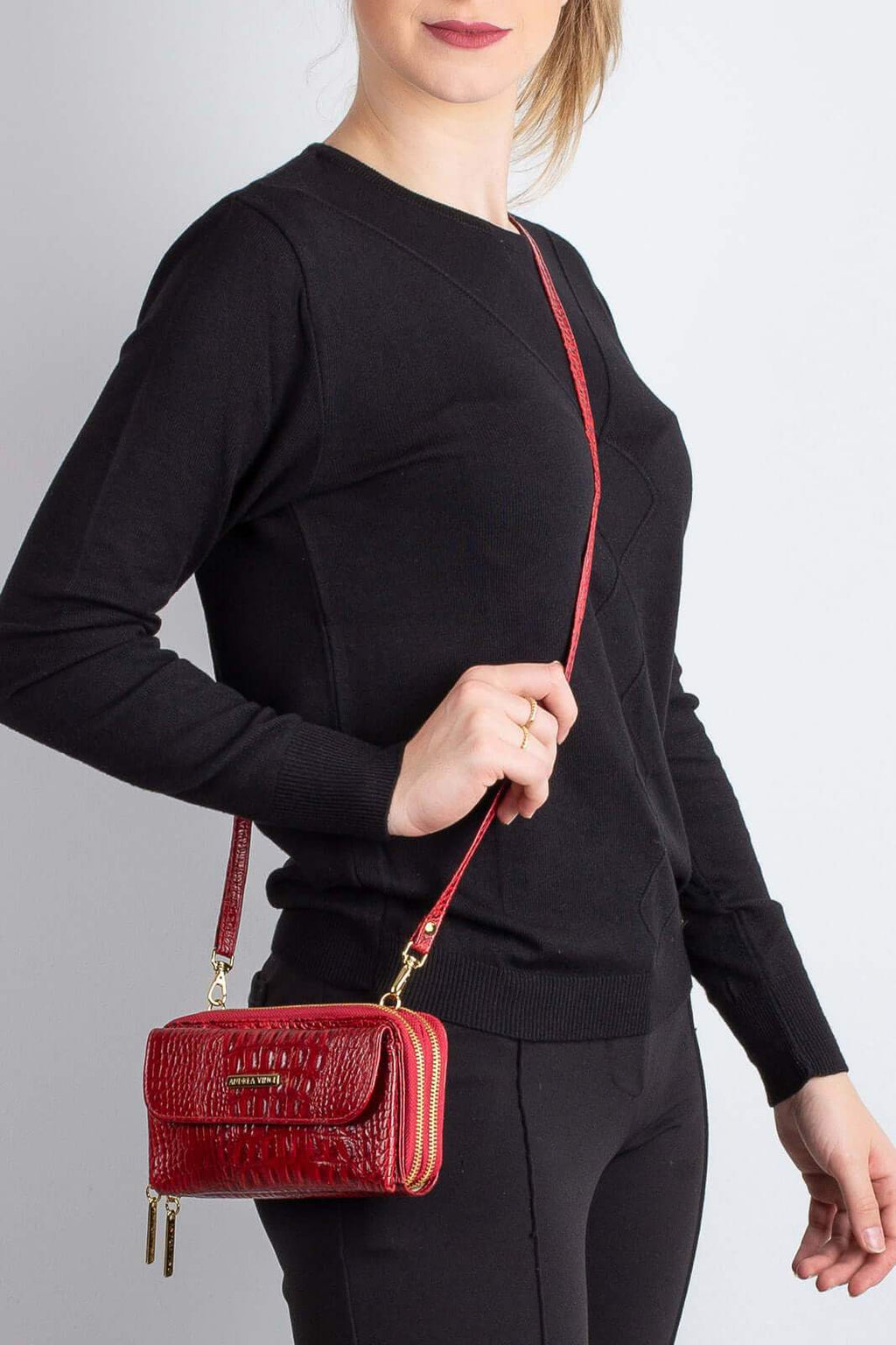 Carteira feminina de couro croco com alça Tania 10,5x19cm - Enluaze