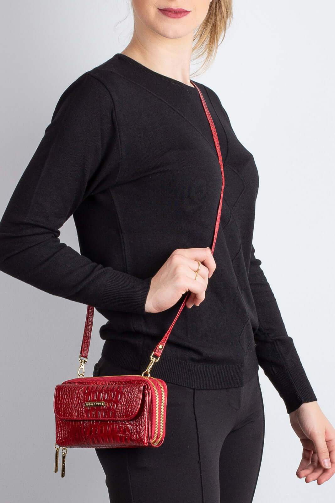 Carteira feminina de couro croco com alça Tania 10,5x19cm - Enluaze