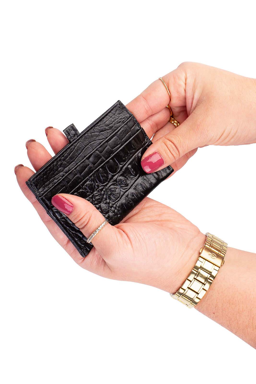 Porta cartões de couro croco Ianna 8x10cm - Enluaze