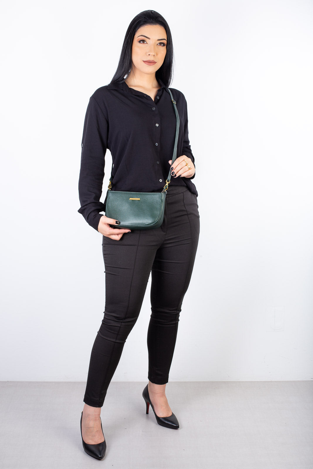 Bolsa tiracolo pequena de couro liso Iria