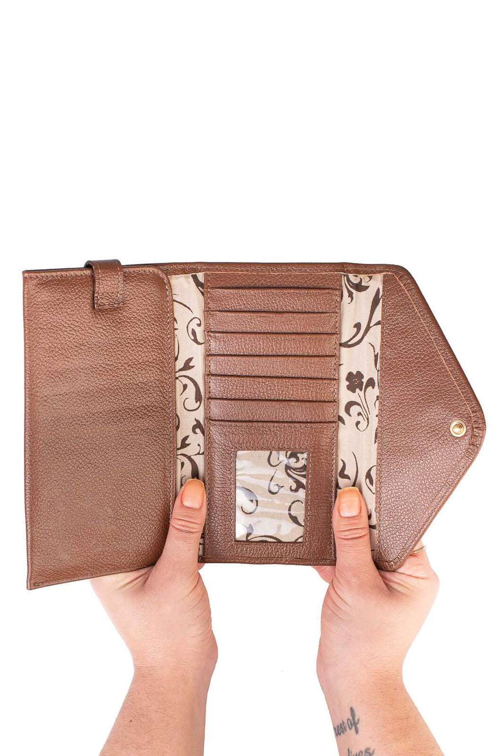 Carteira feminina de couro liso Clara 10,5x19cm - Enluaze