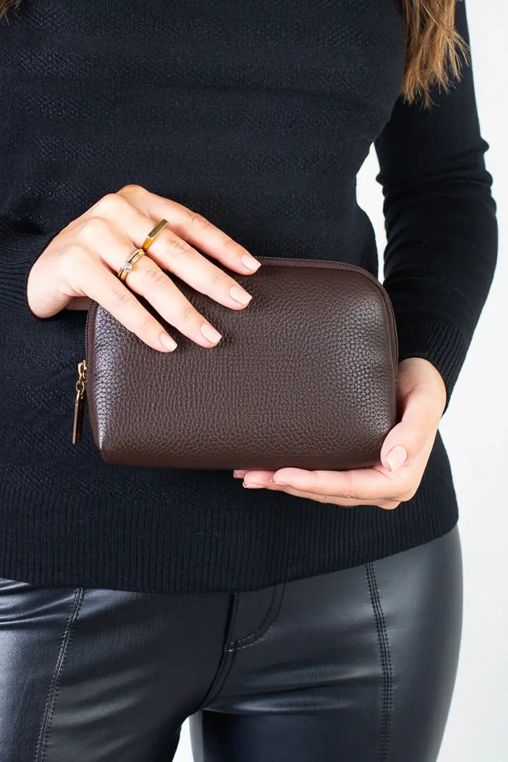 Necessaire de couro liso Duda 12x17x6cm - Enluaze
