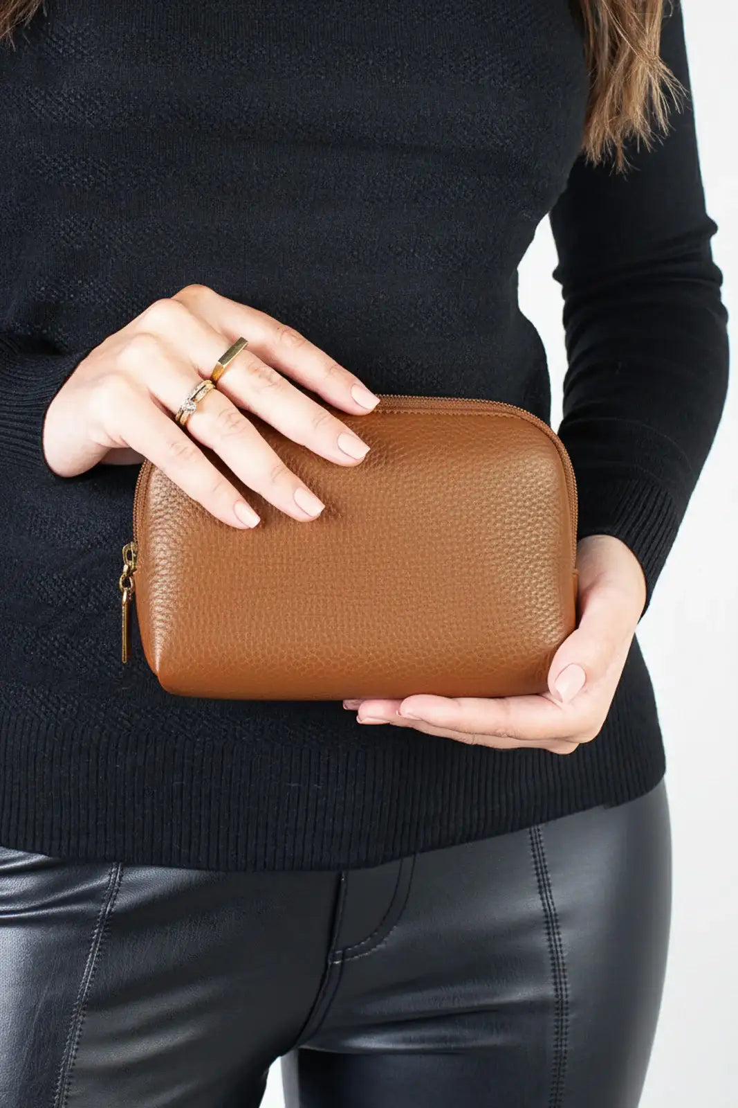 Necessaire de couro liso Duda 12x17x6cm - Enluaze