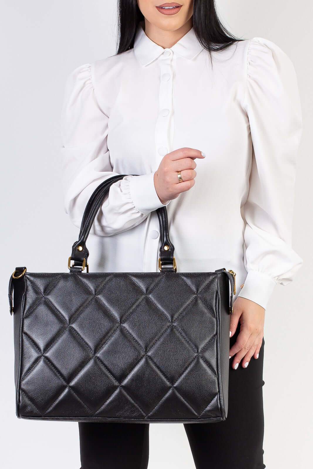 Pasta feminina de couro liso Esther - Enluaze