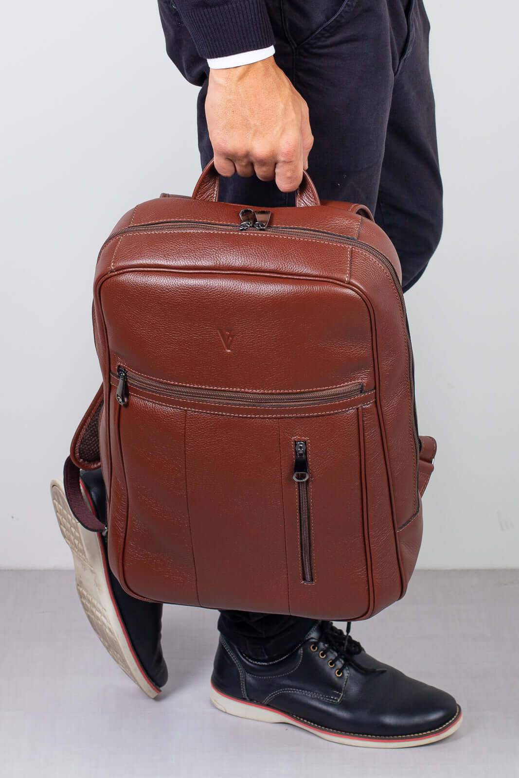 Mochila masculina em couro para notebook Murilo - Enluaze