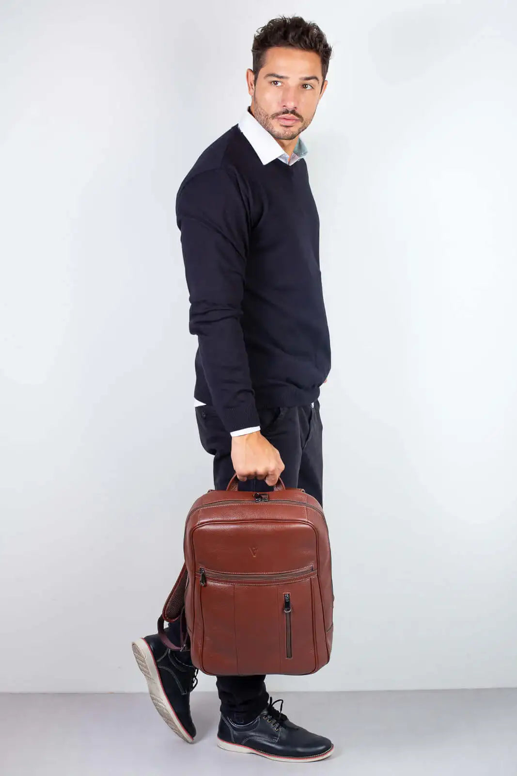 Mochila masculina em couro para notebook Murilo - Enluaze