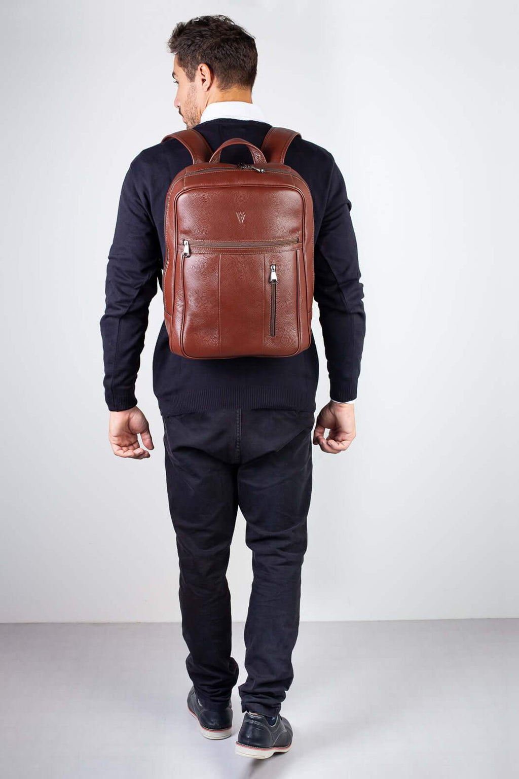 Mochila masculina em couro para notebook Murilo - Enluaze