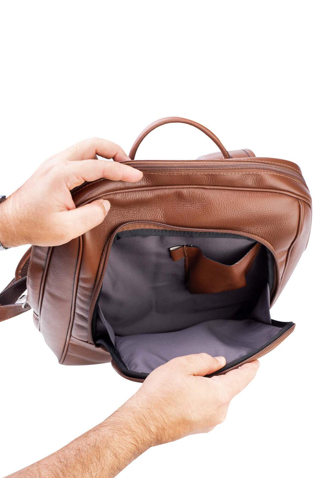 Mochila de couro slim masculina Enzo - Enluaze