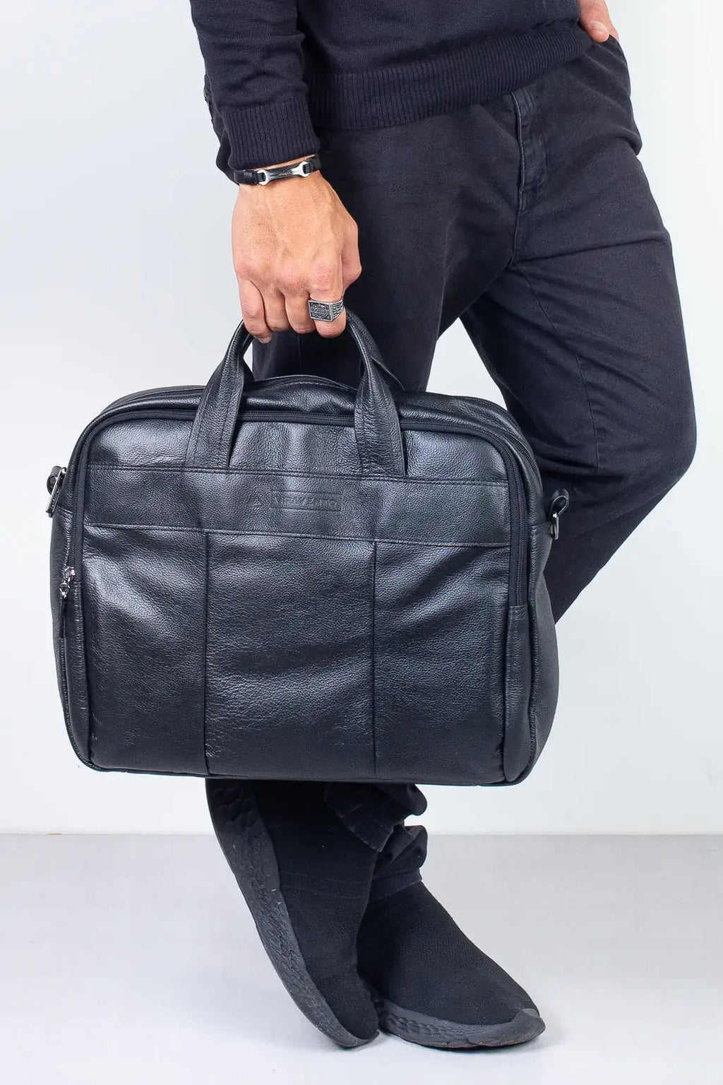 Pasta executiva de couro com divisórias Roger - Enluaze