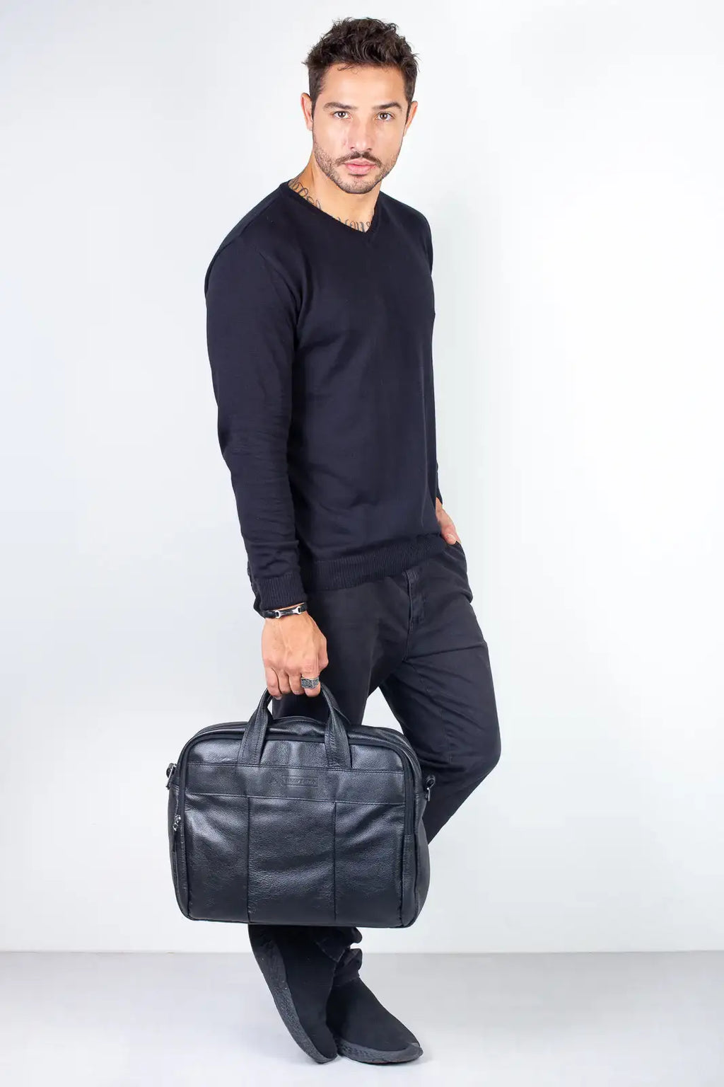 Pasta executiva de couro com divisórias Roger - Enluaze