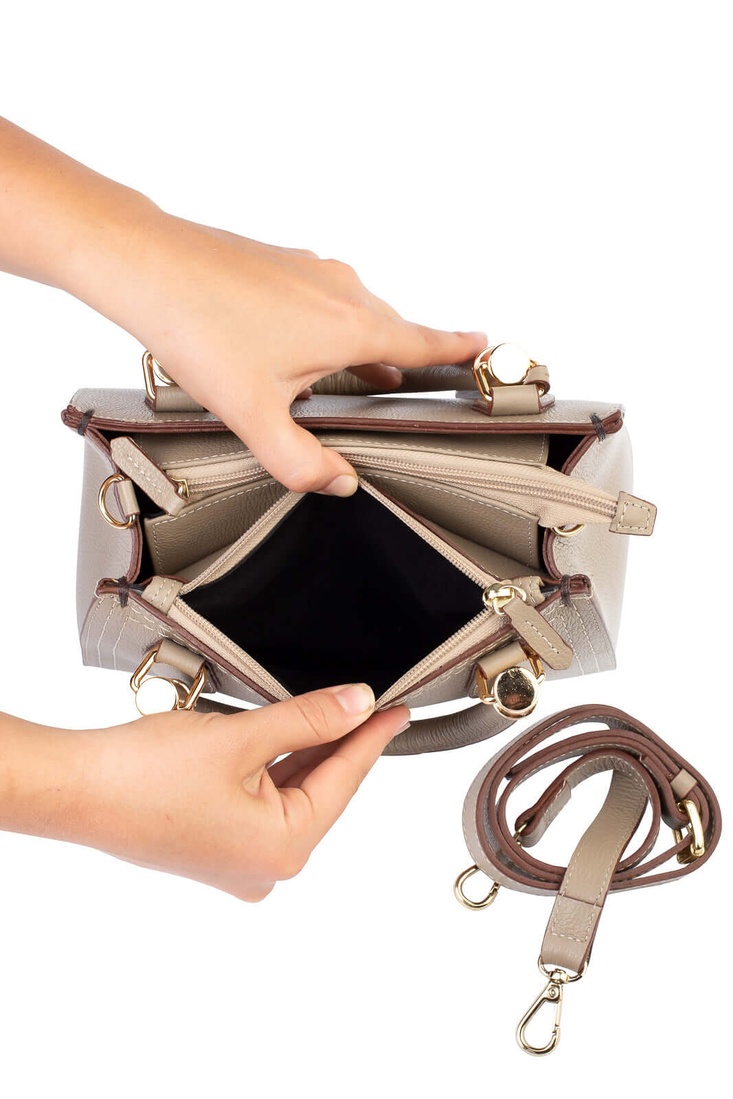 Bolsa baú de couro liso Andressa - Enluaze