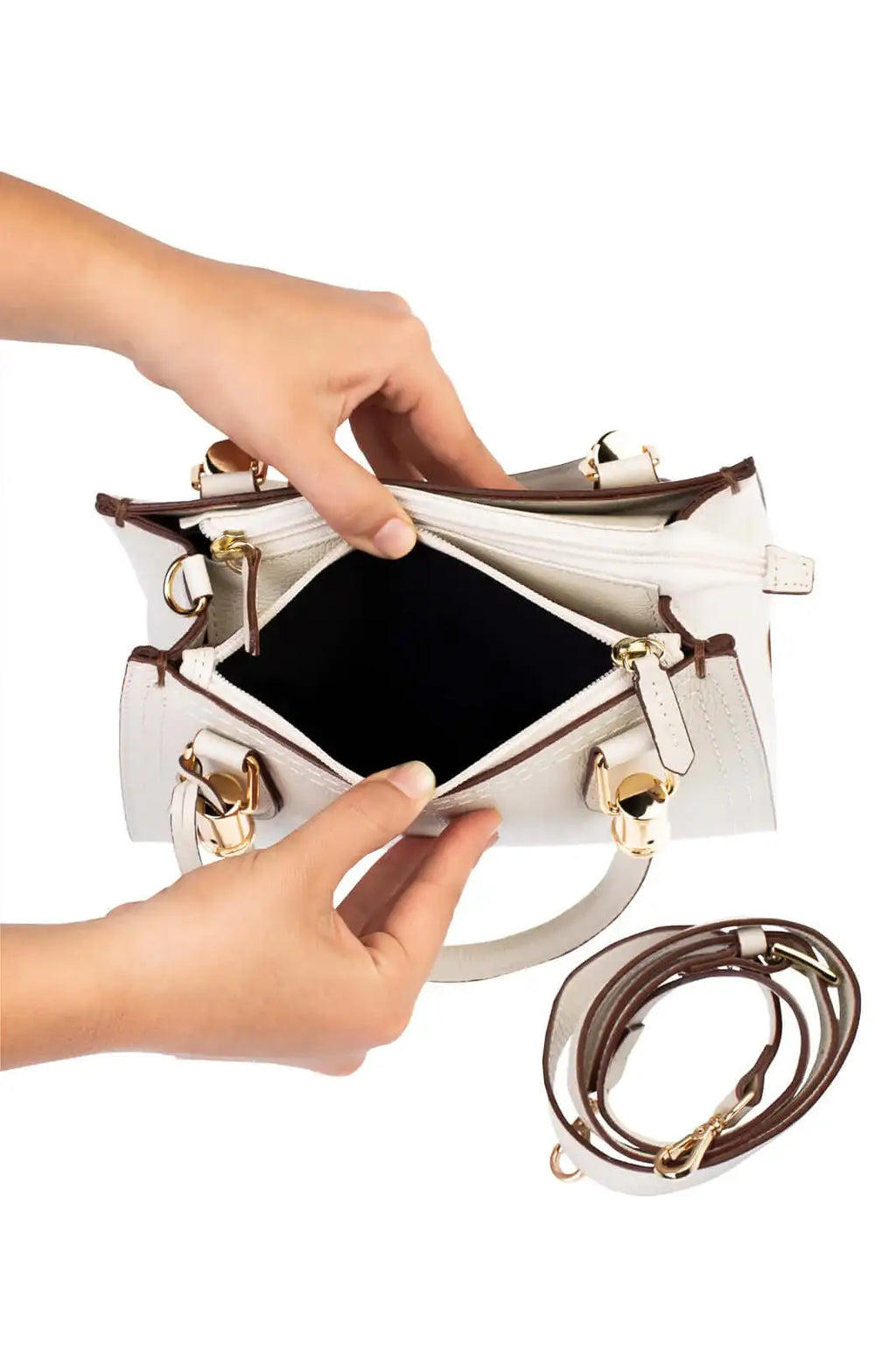 Bolsa baú de couro liso Andressa - Enluaze