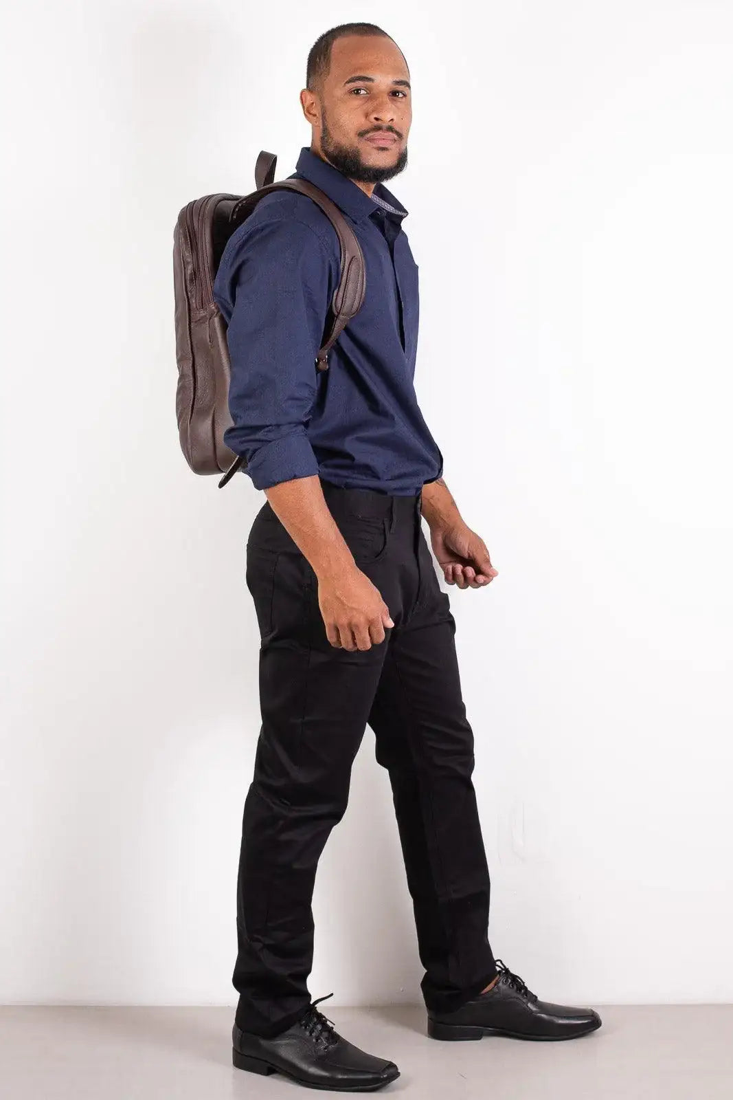 Mochila de couro grande slim Patrick - Enluaze