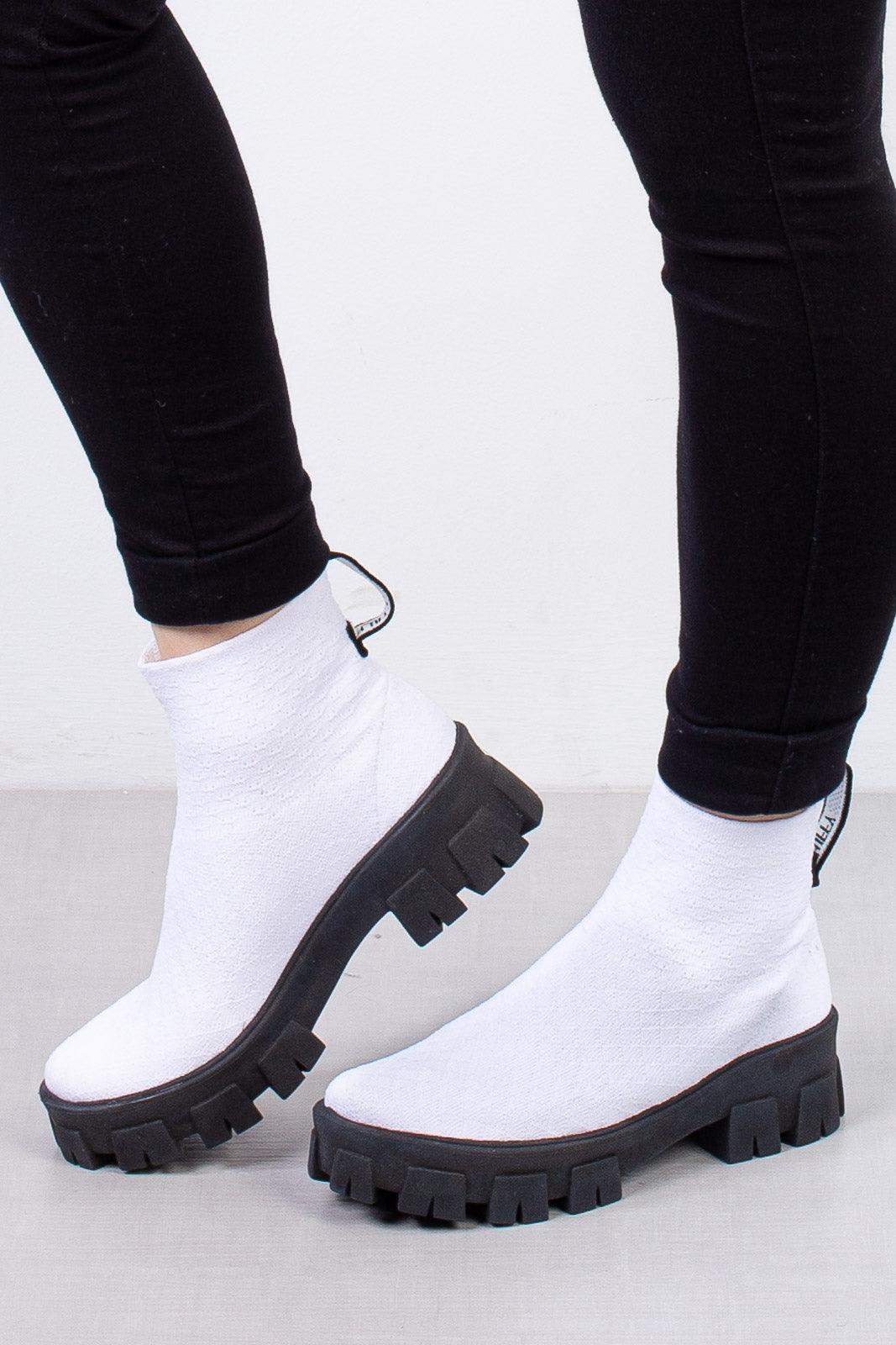 Bota de malha feminina tratorada 206 - Enluaze