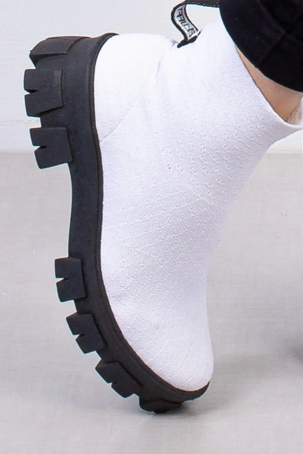 Bota de malha feminina tratorada 206 - Enluaze