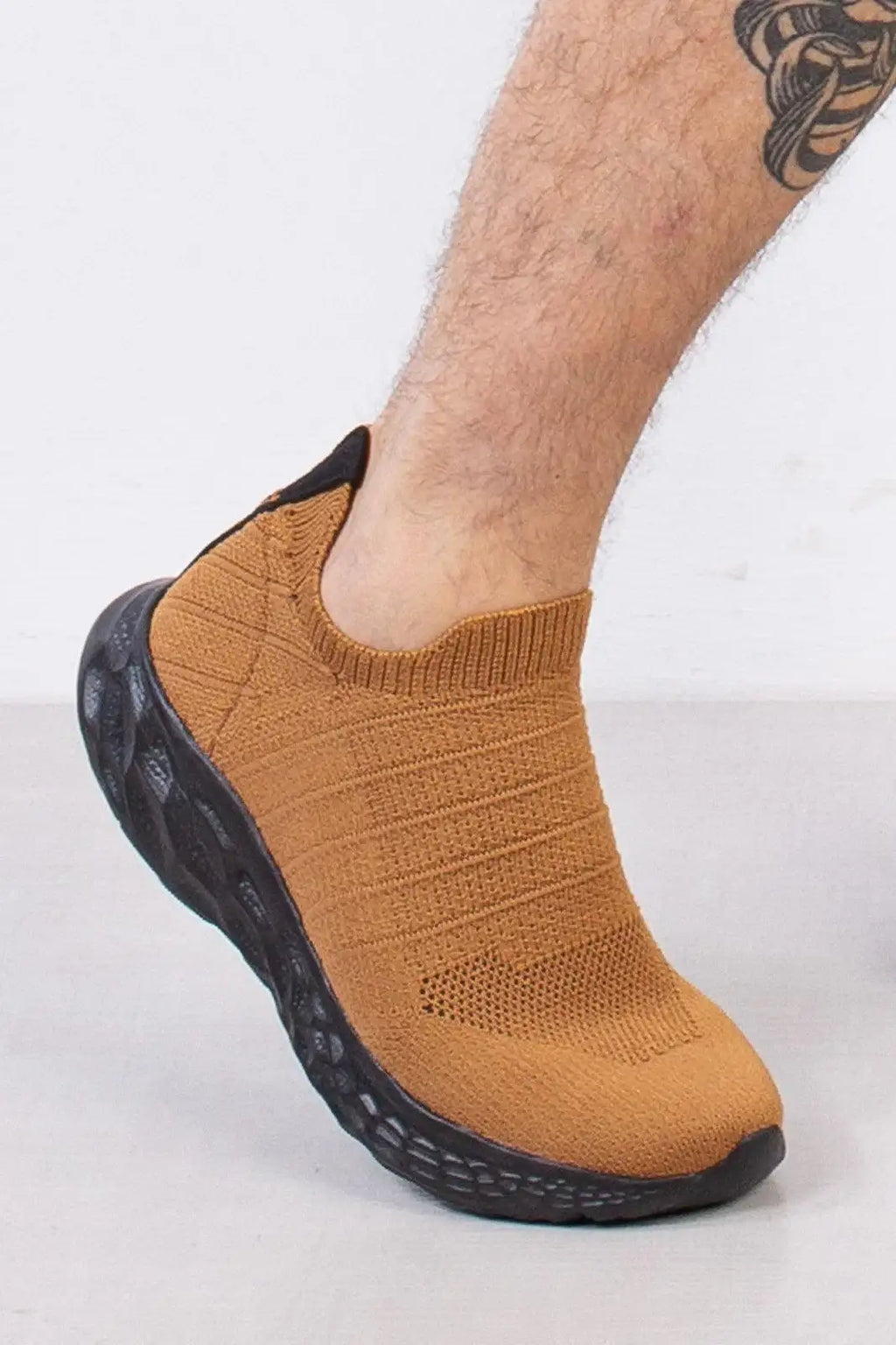 Tênis de malha liso unissex 216 - Enluaze