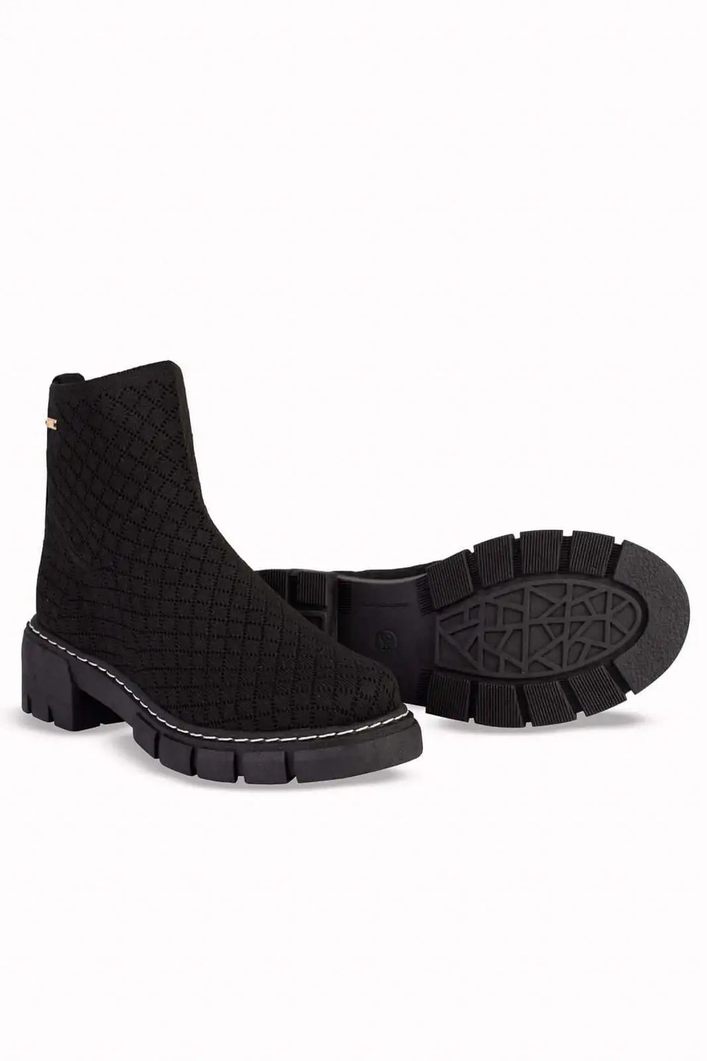 Coturno de malha com solado tratorado 2304 - Enluaze