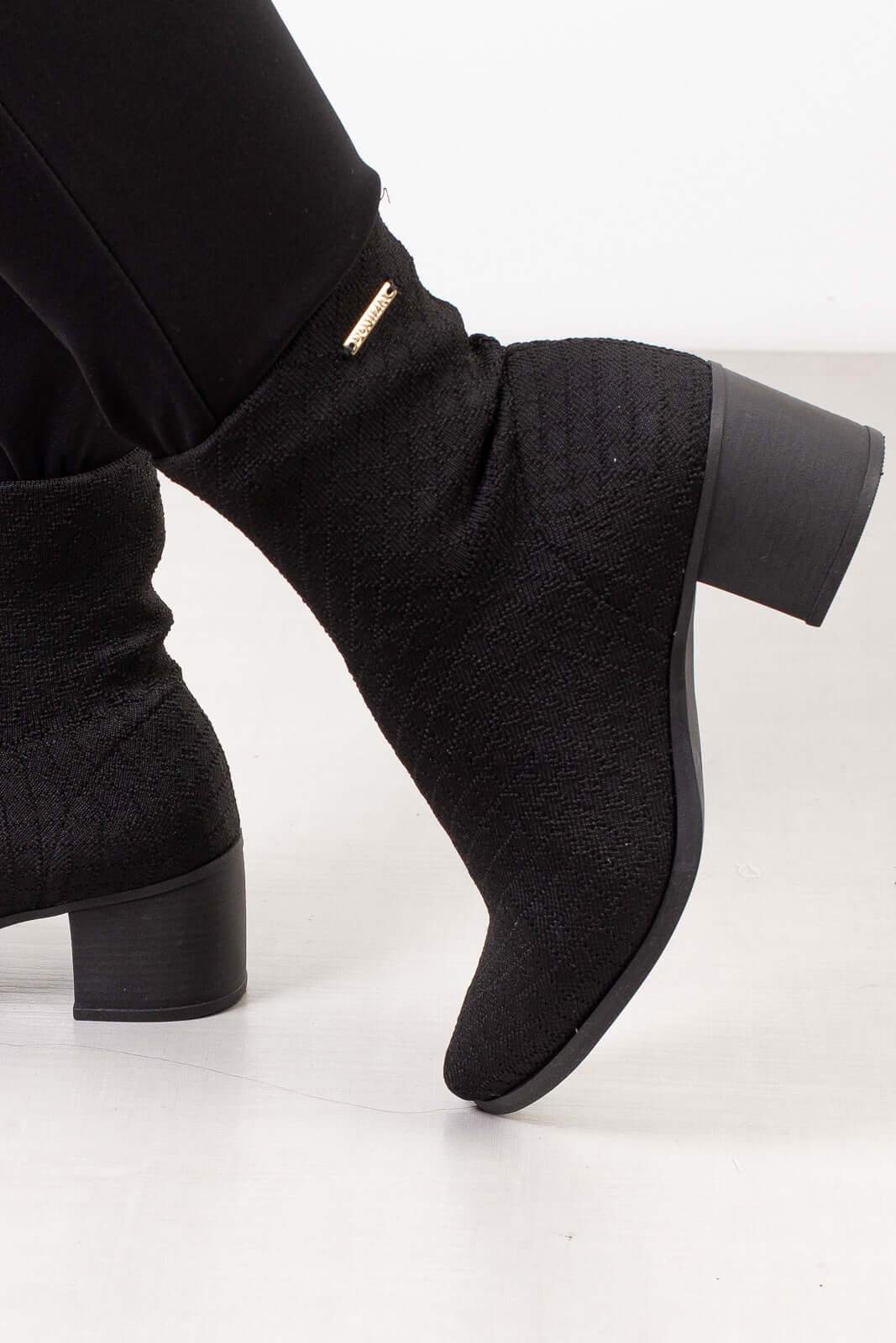 Bota de malha feminina com salto 2322 - Enluaze