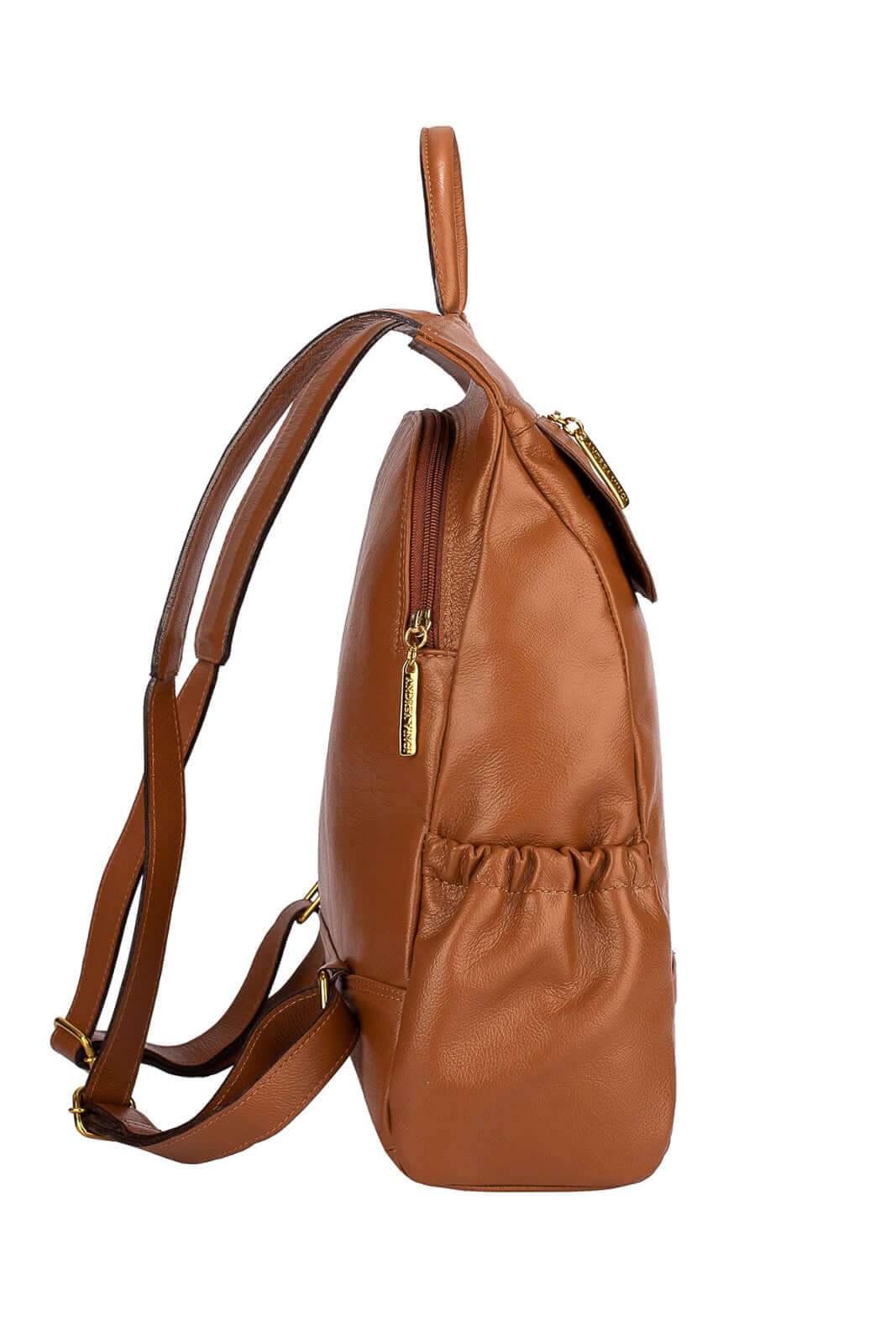 Mochila antifurto de couro liso Suelen - Enluaze